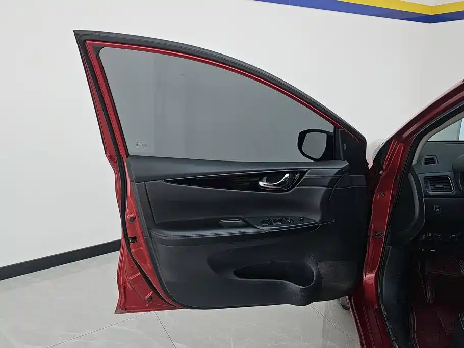 Nissan Tiida 2019