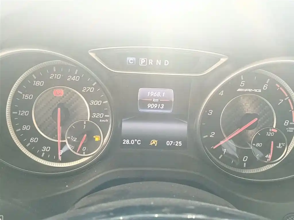 Mercedes-Benz A-Class AMG 2017 — фото 12