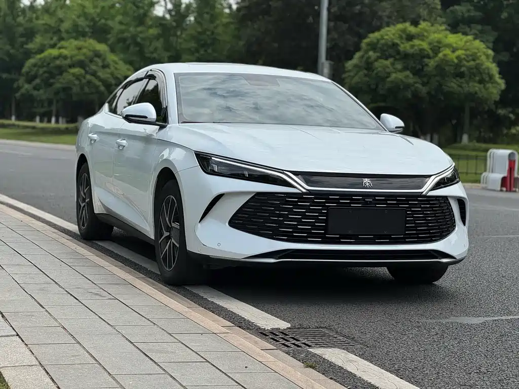 BYD Qin L 2024 — фото 3