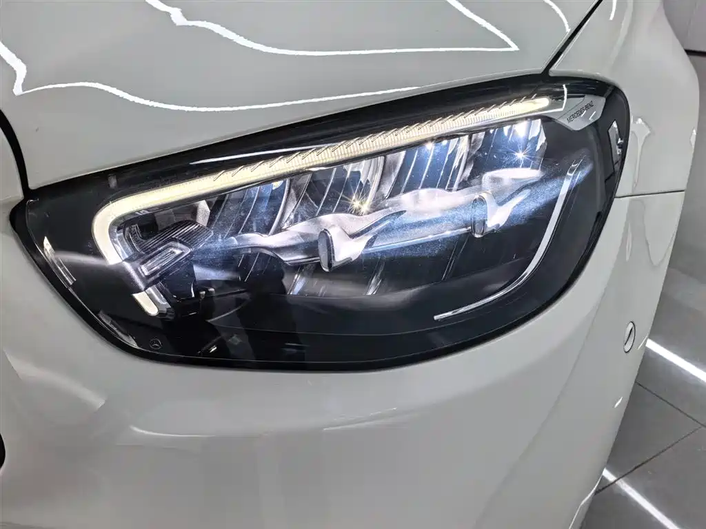 Mercedes-Benz E-Class 2023 — фото 11
