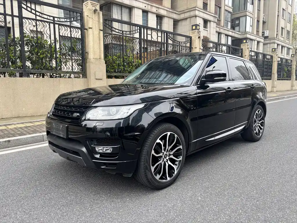 Land Rover Range Rover Sport 2018 — фото 1