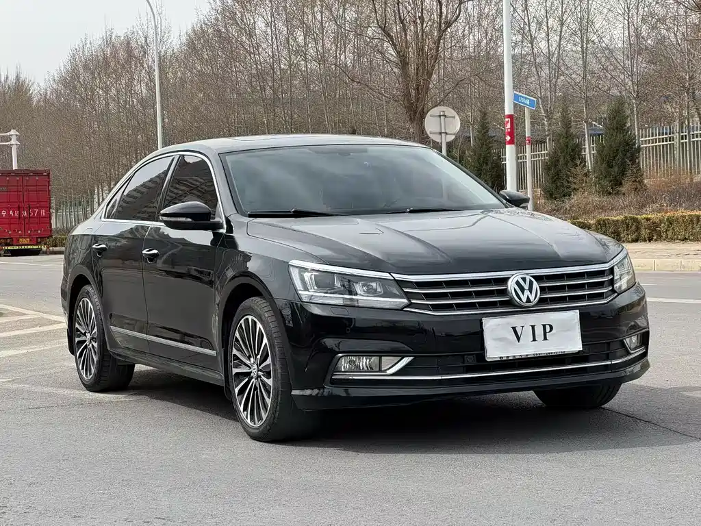 Volkswagen Passat 2019 — фото 3