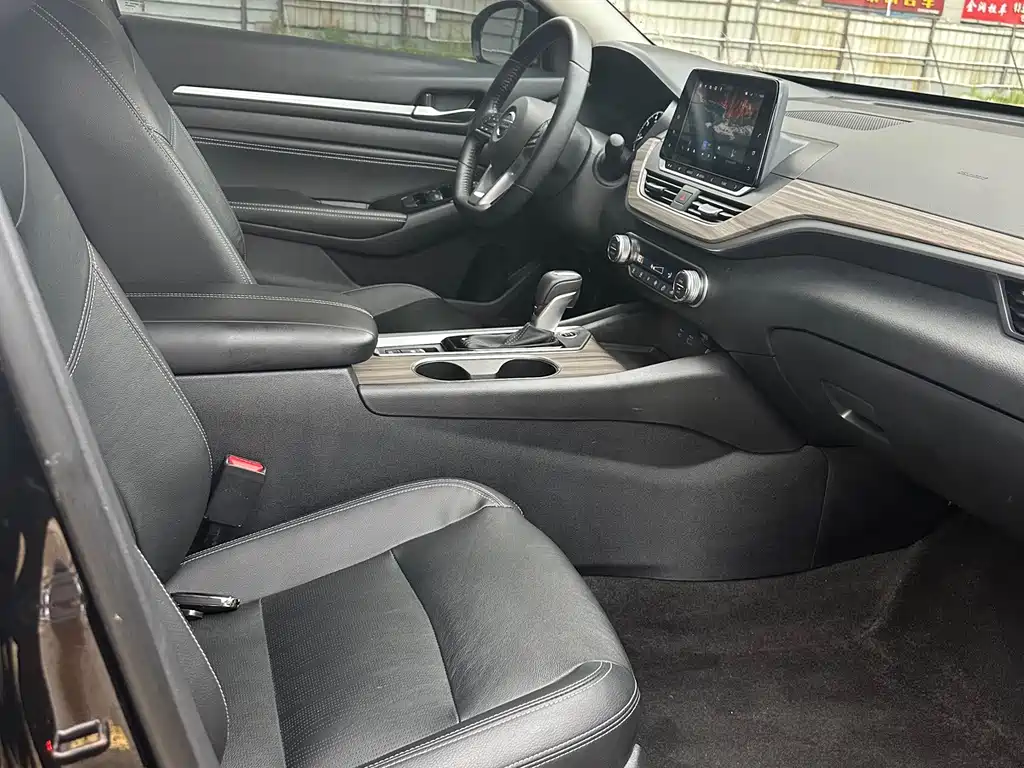 Nissan Teana 2021