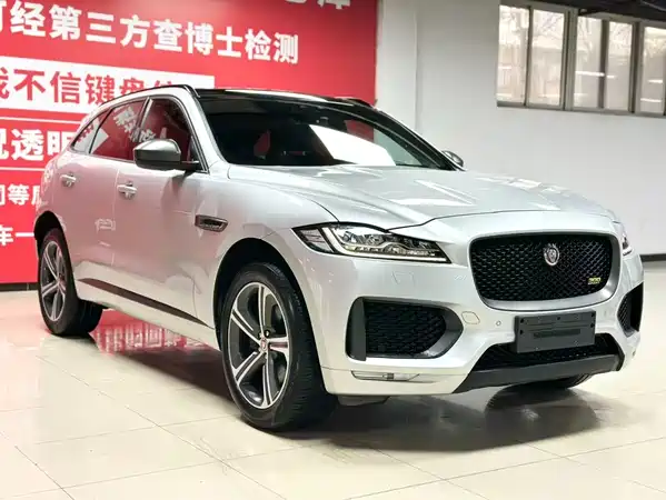 Jaguar F-PACE 2021
