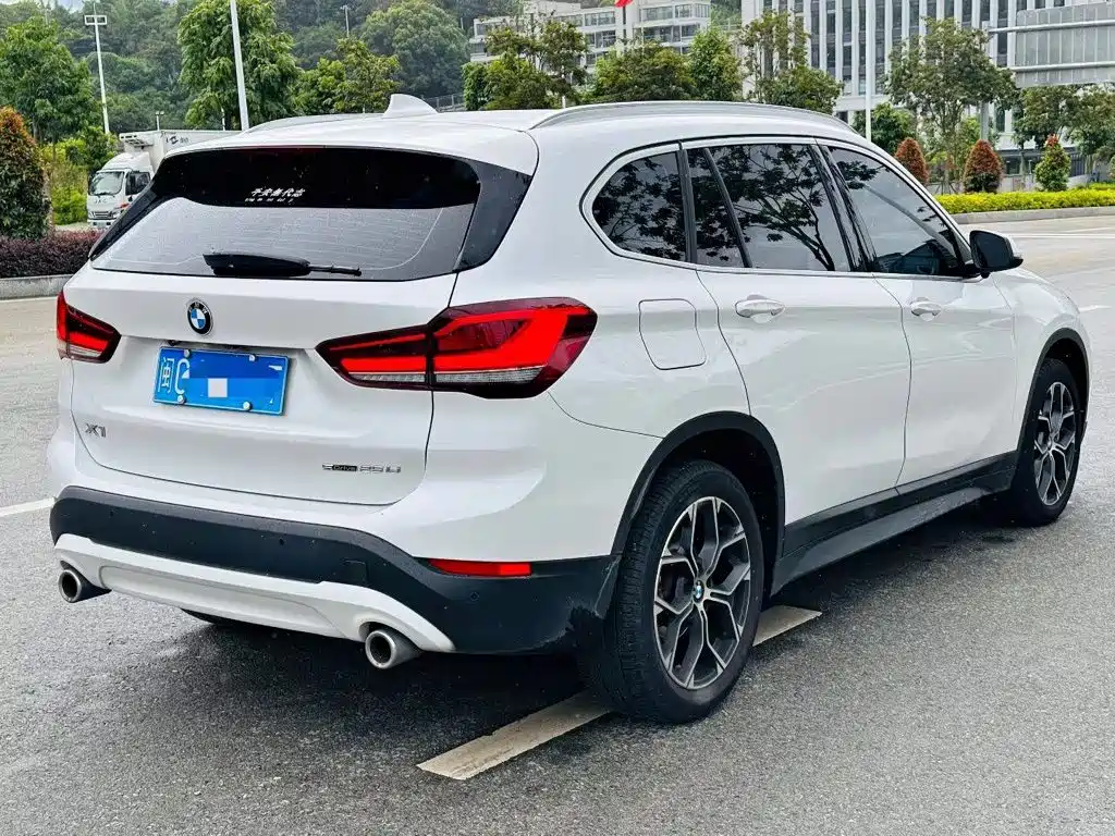 BMW X1 2023