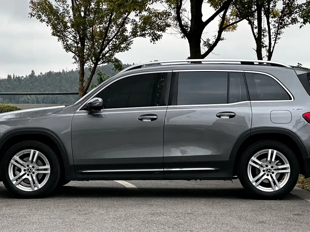 Mercedes-Benz GLB 2023 — фото 12