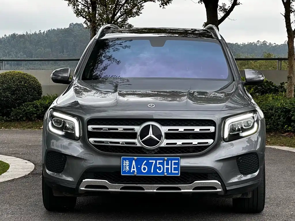Mercedes-Benz GLB 2023 — фото 2
