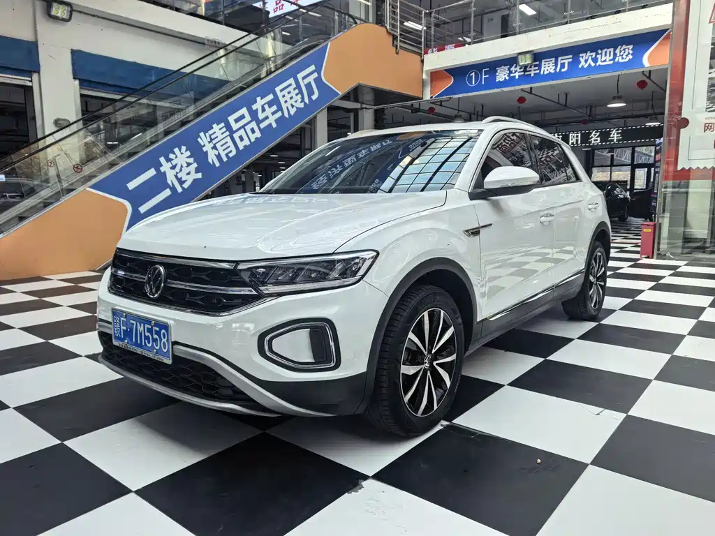 Volkswagen T-Roc 2023
