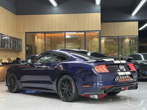 Ford Mustang 2021