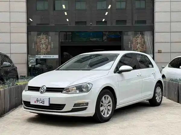 Volkswagen Golf 2016