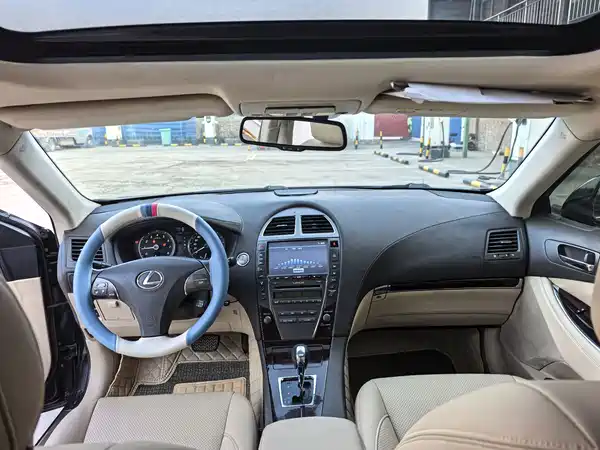 Lexus ES 2011