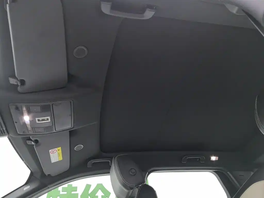 Land Rover Discovery Sport 2022 — фото 14