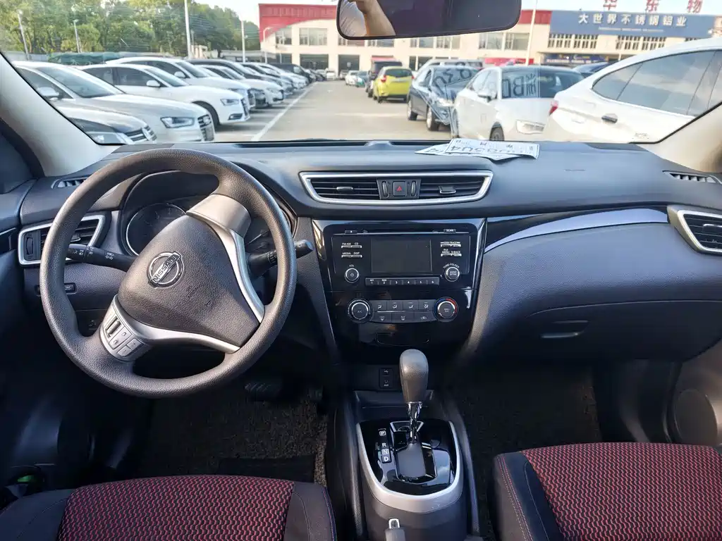 Nissan Qashqai 2016