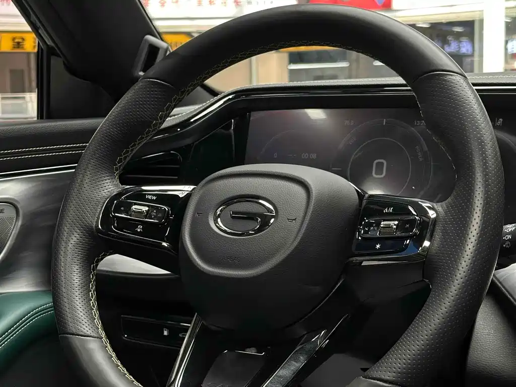 GAC Motor Trumpchi GS8 2024 — фото 12