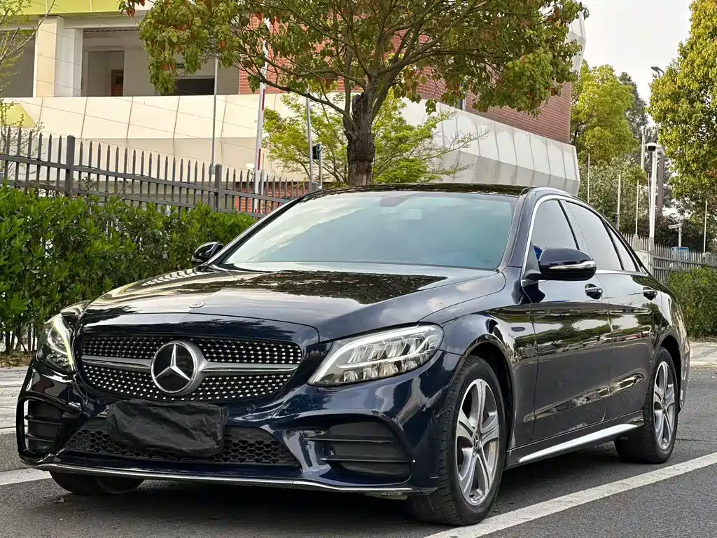Mercedes-Benz C-Class 2019 — фото 1
