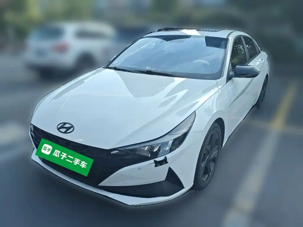 Hyundai Elantra 2023