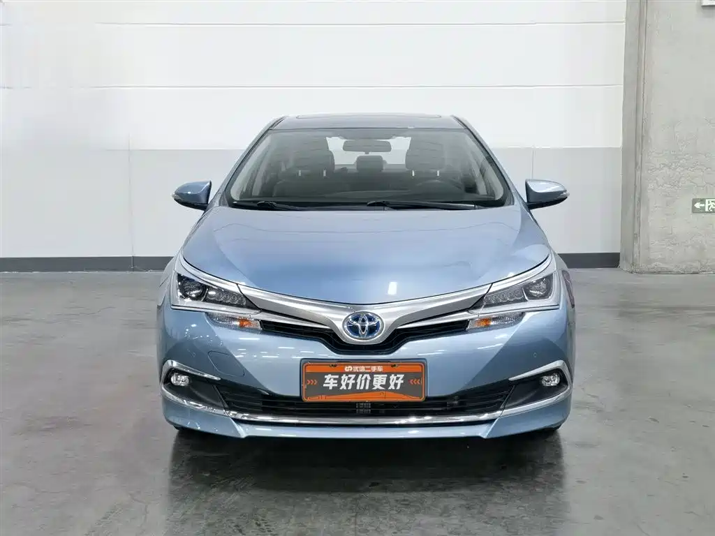 Toyota Corolla 2017 — фото 3