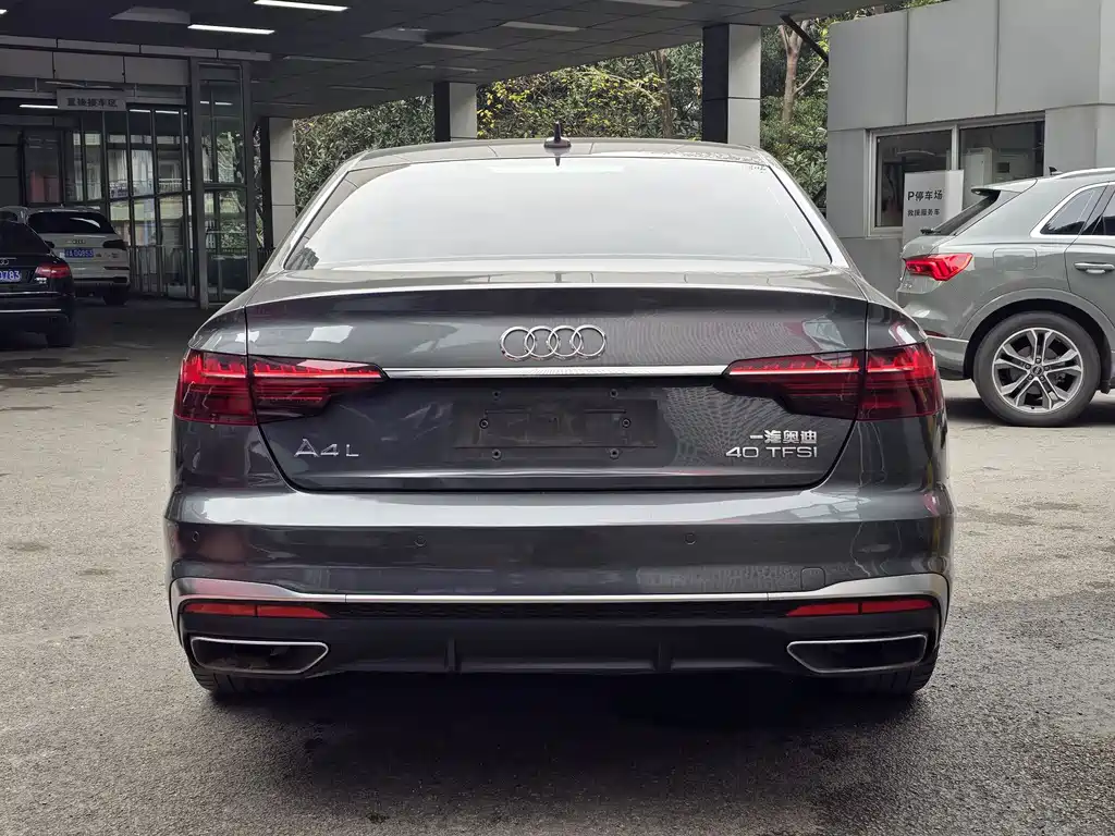 Audi A4L 2021 — фото 8