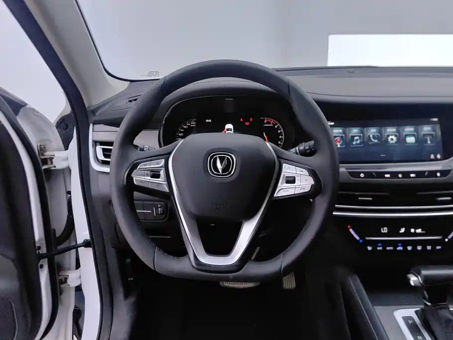 Changan CS35PLUS 2021 — фото 15