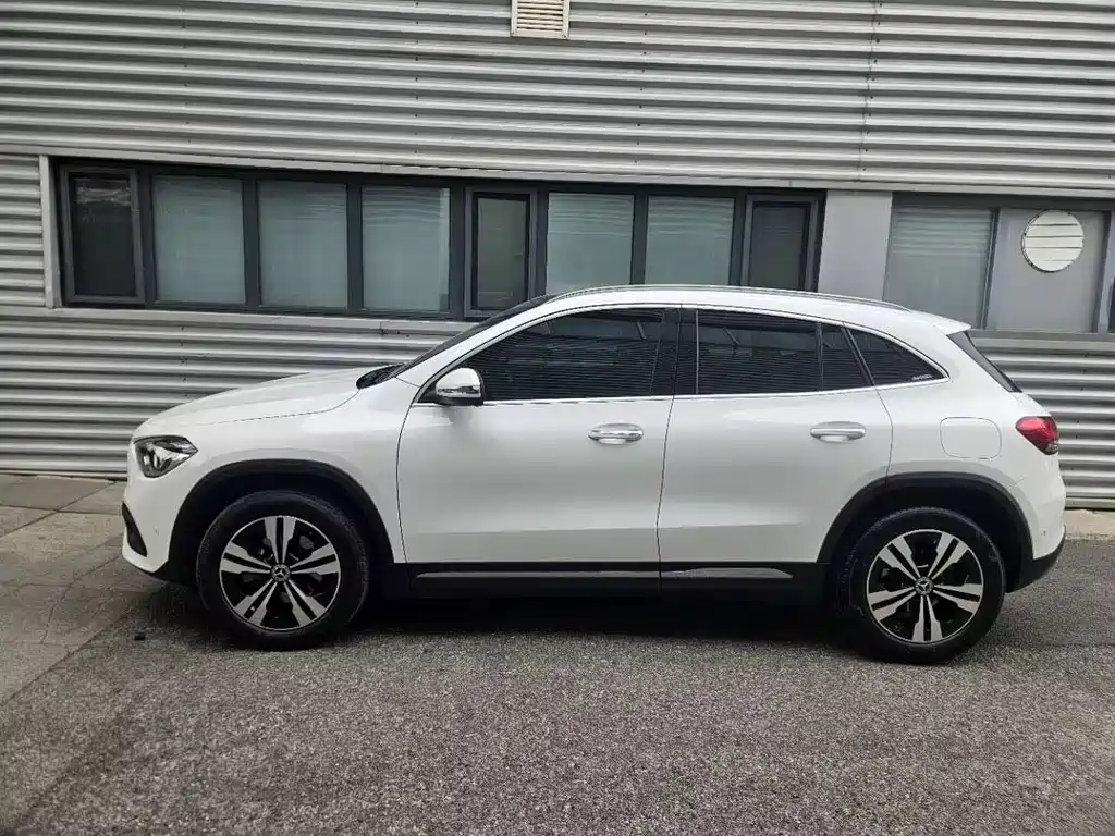 Mercedes-Benz GLA 2021 — фото 3