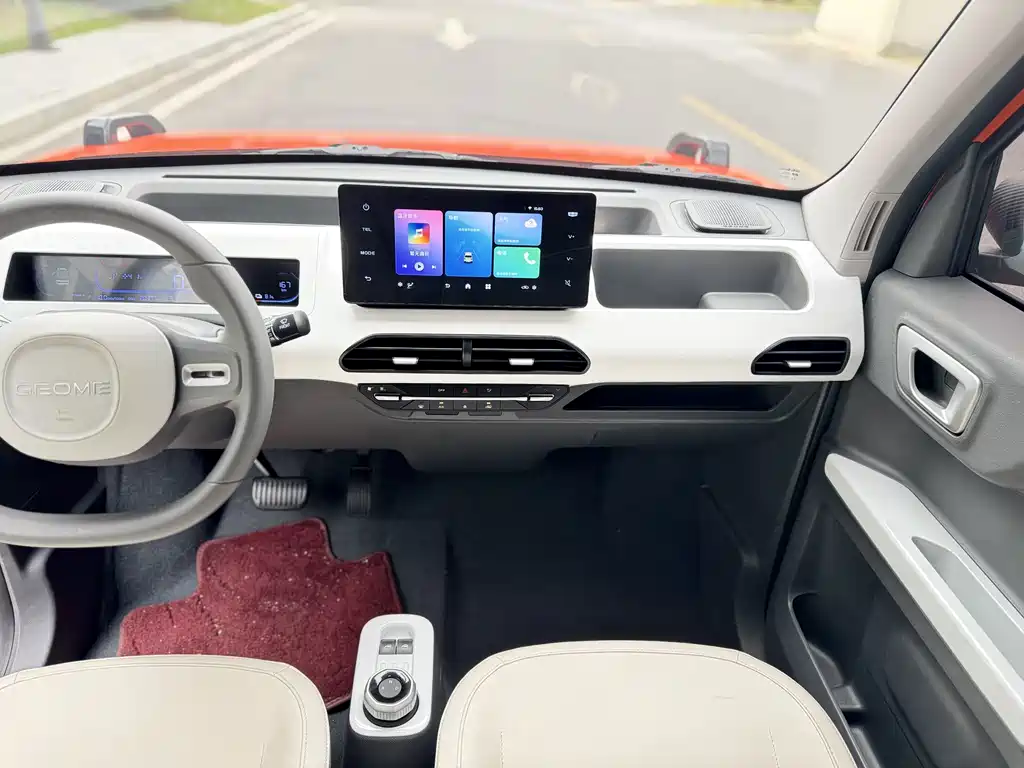 Geely Galaxy Panda 2024 — фото 8