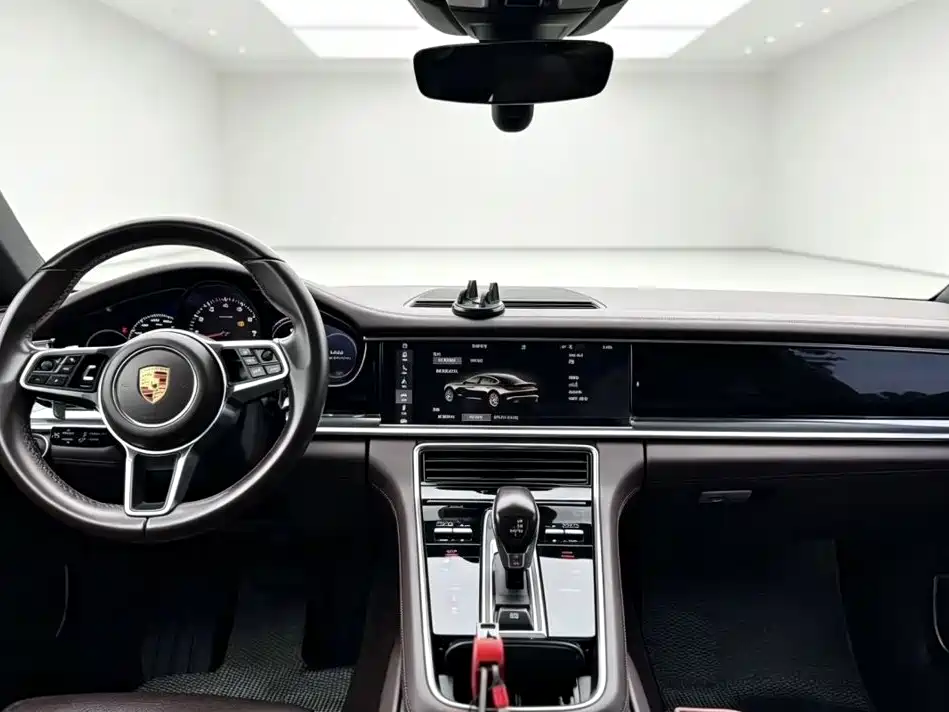 Porsche Panamera 2017 — фото 5