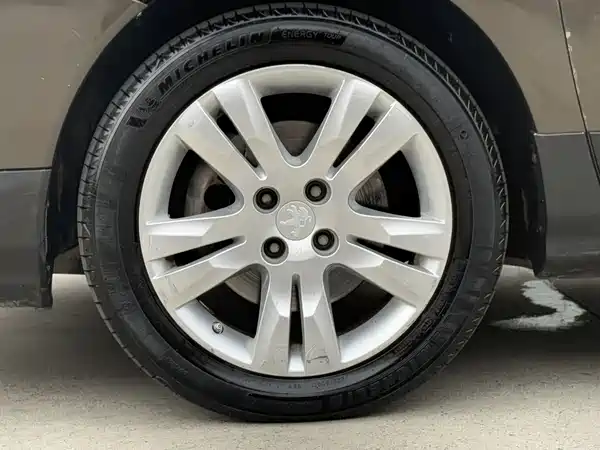Peugeot 3008 2016