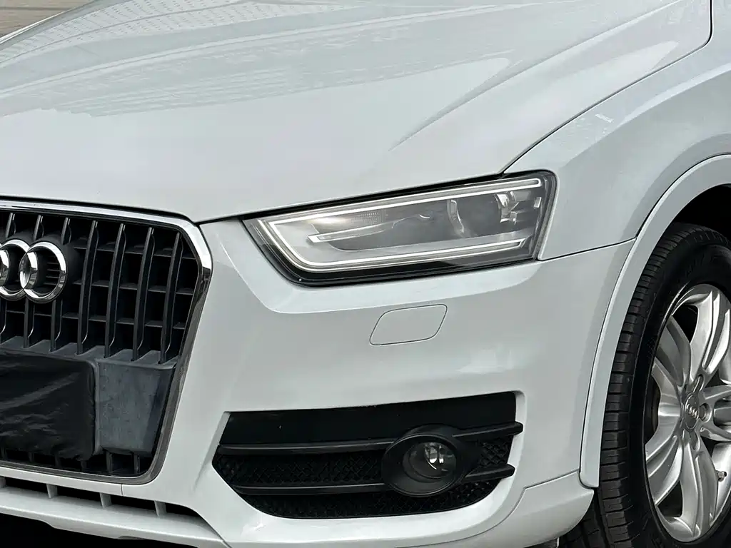 Audi Q3 2014
