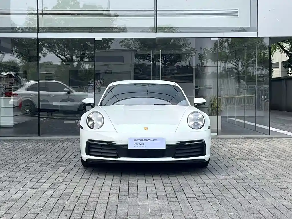 Porsche 911 2021 — фото 5