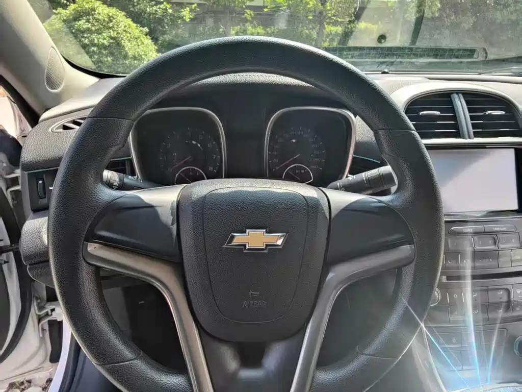 Chevrolet Malibu 2014 — фото 10