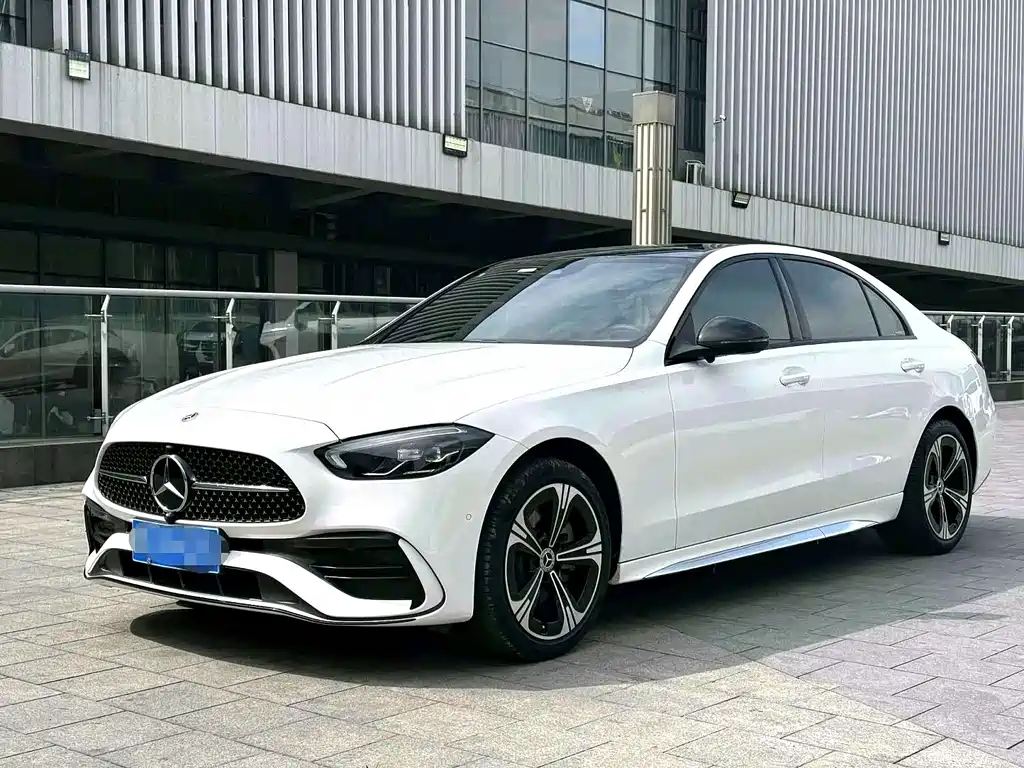 Mercedes-Benz C-Class 2022 — фото 1