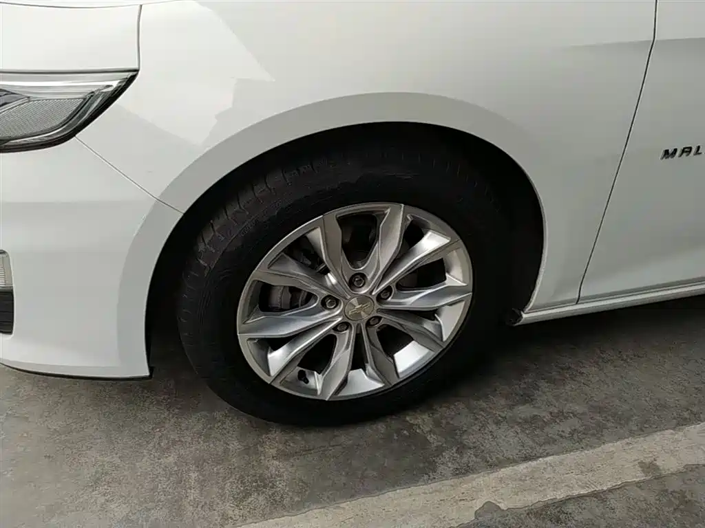 Chevrolet Malibu XL 2019 — фото 23