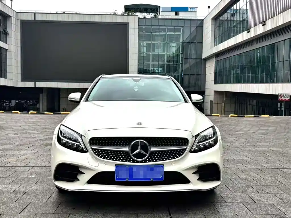Mercedes-Benz C-Class 2019 — фото 2