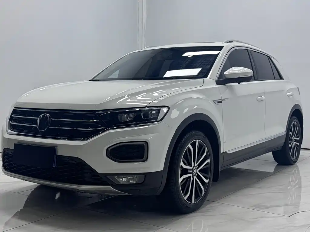 Volkswagen T-Roc 2021 — фото 1