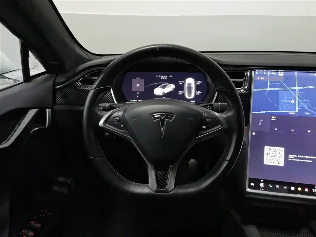 Tesla Model S 2018 — фото 11