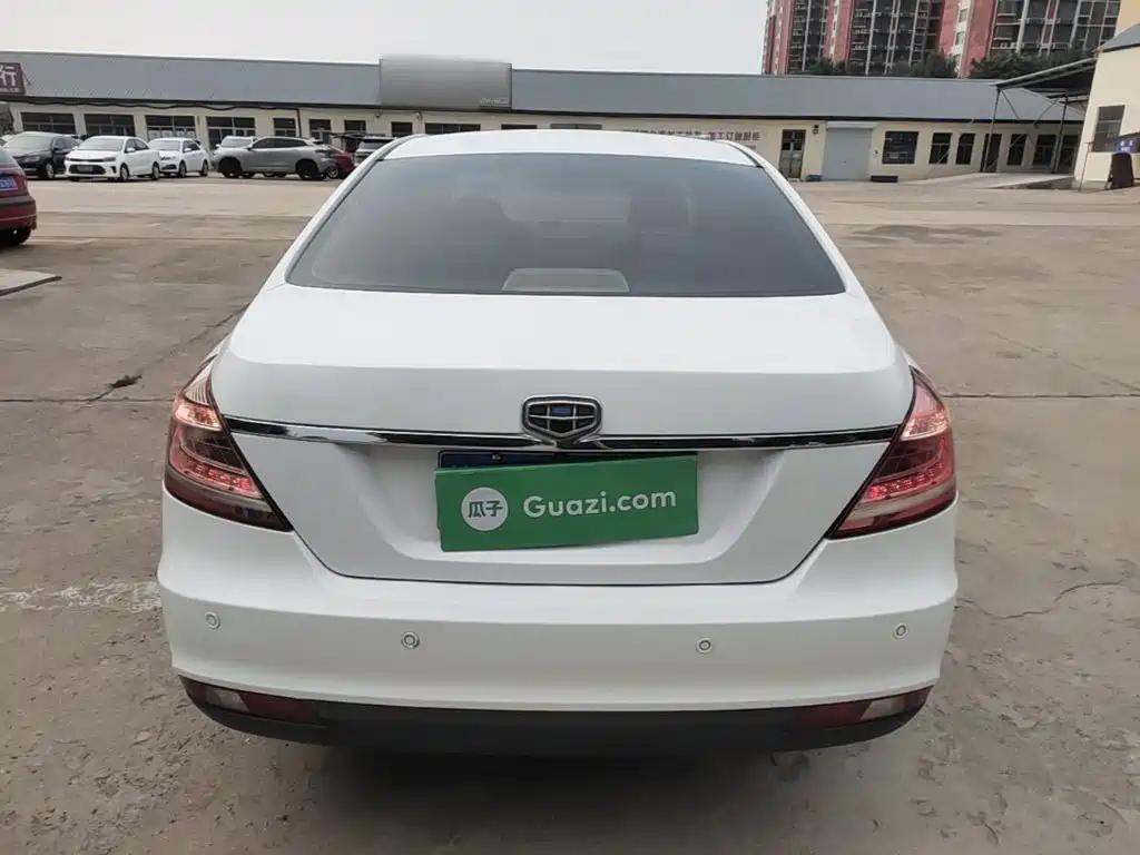 Geely Emgrand 2015