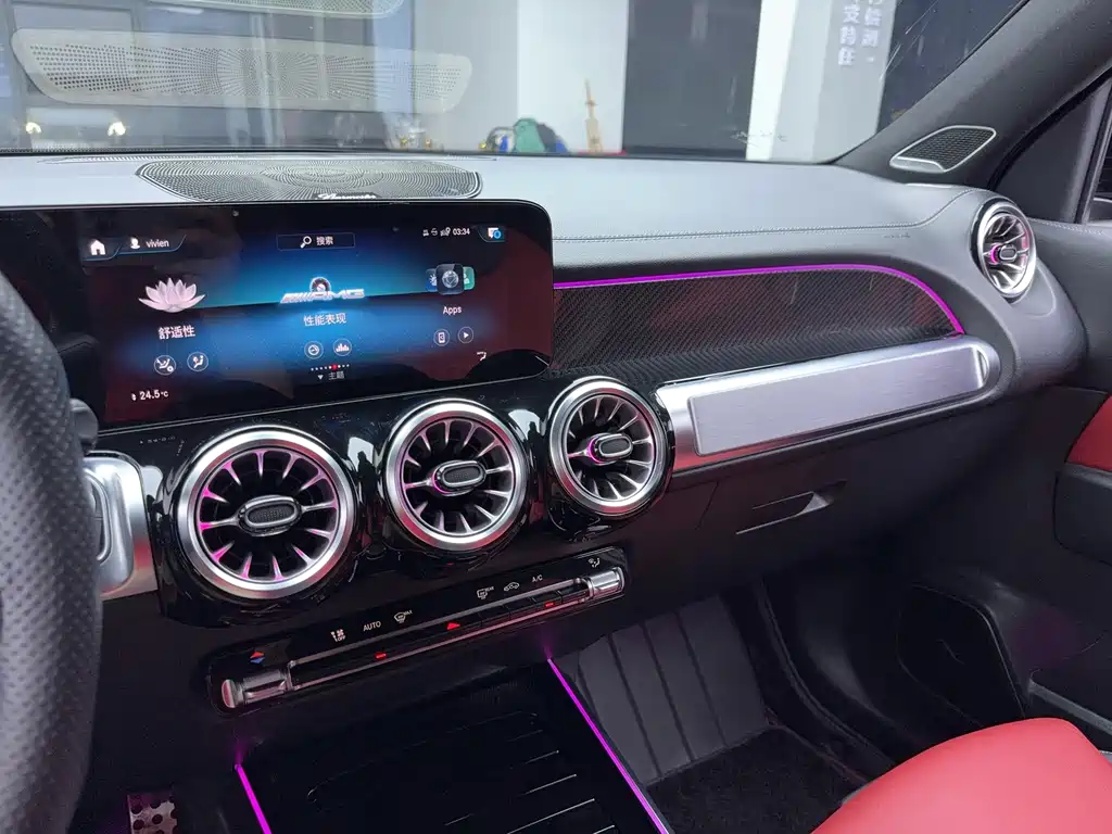 Mercedes-Benz GLB AMG 2023 — фото 12