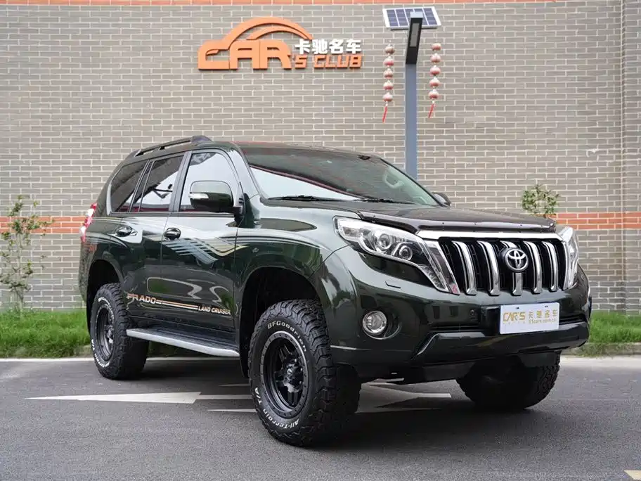 Toyota Prado 2017 — фото 1