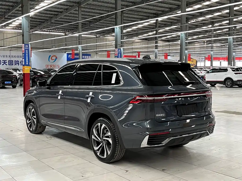 Geely Xingyue L 2024 — фото 15