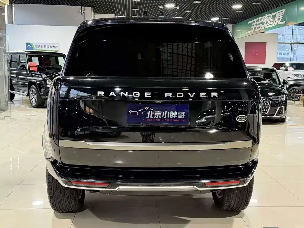 Land Rover Range Rover 2023 — фото 16