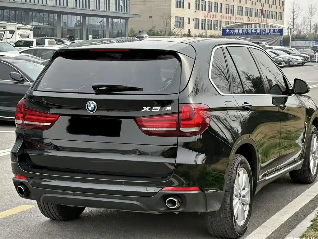 BMW X5 2017 — фото 7
