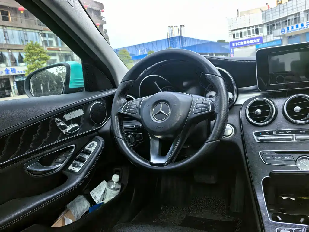 Mercedes-Benz C-Class 2018 — фото 6