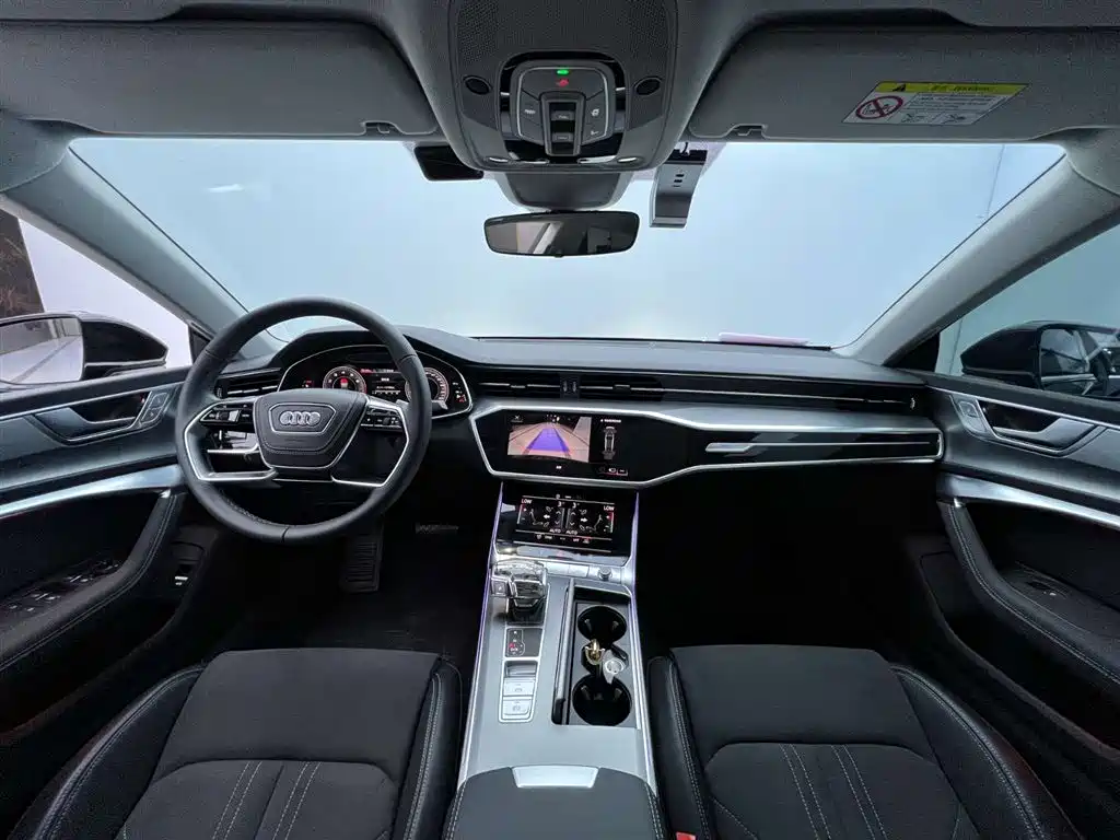 Audi A7L 2024 — фото 16