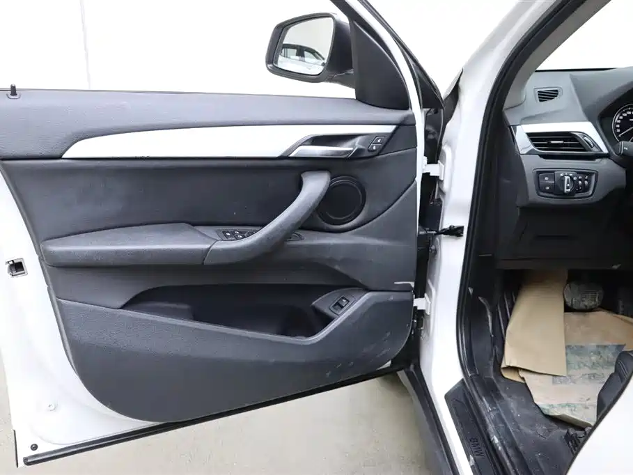 BMW X1 2019 — фото 13