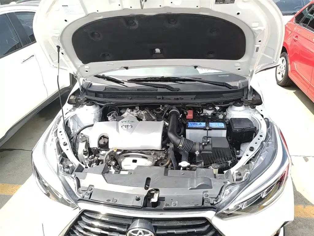 Toyota Yaris L 2020 — фото 20