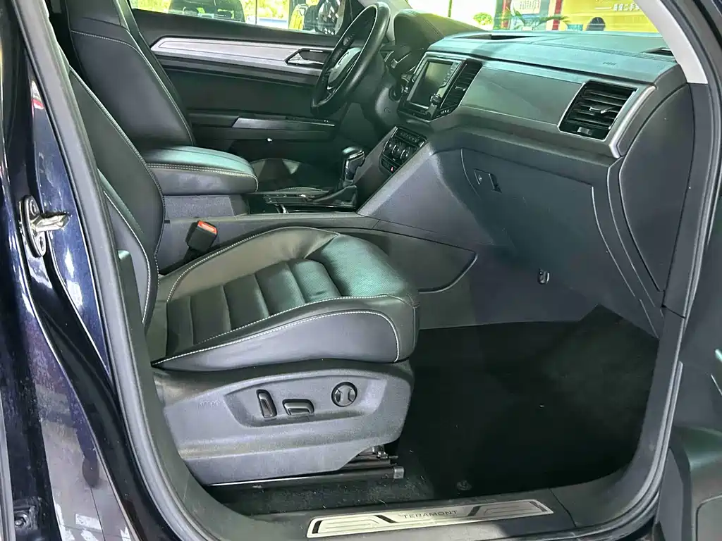 Volkswagen Teramont 2018 — фото 19