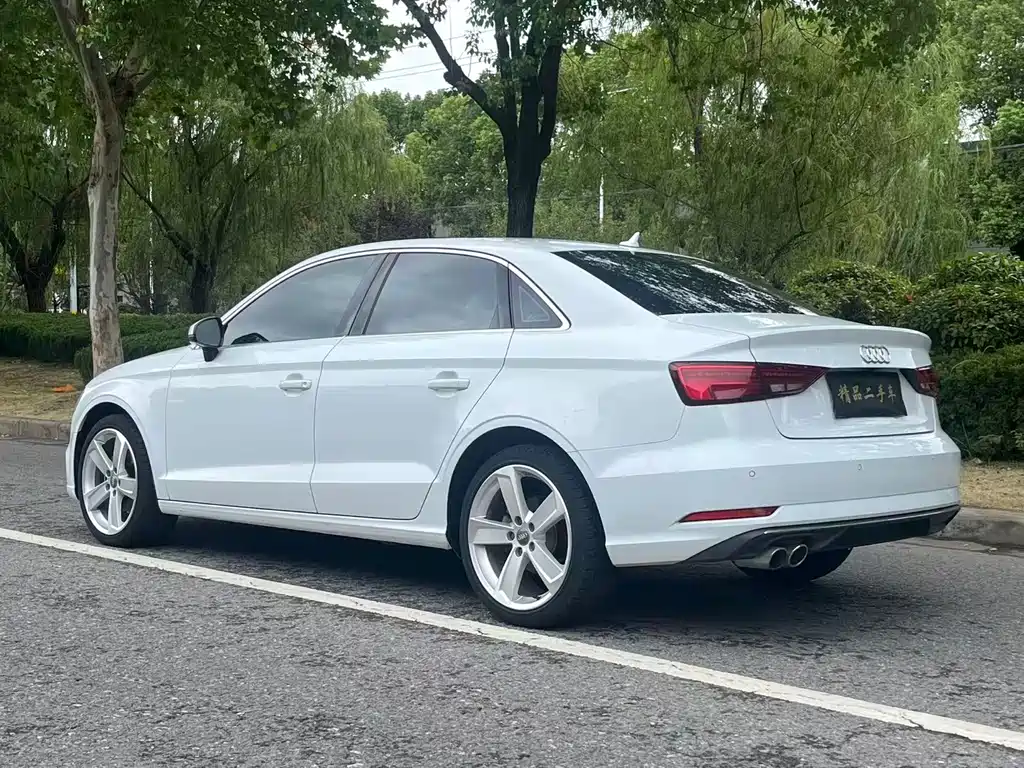 Audi A3 2019 — фото 4