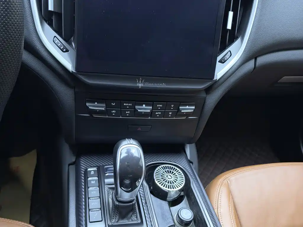 Maserati Ghibli 2016 — фото 15