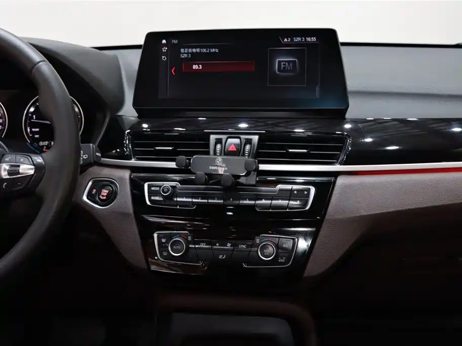 BMW X1 2021 — фото 13