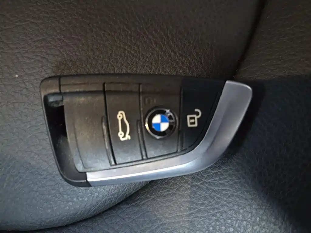 BMW X1 2017 — фото 9